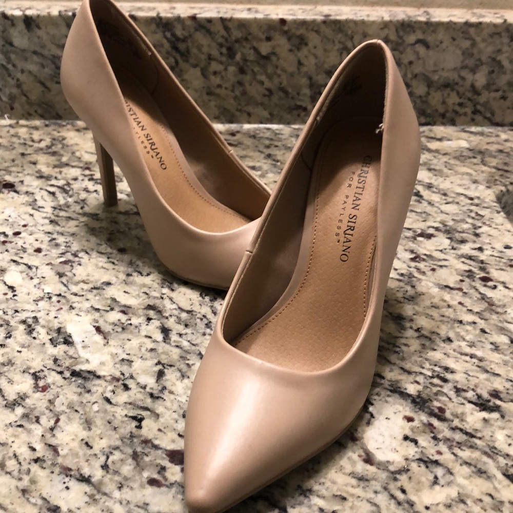 Tan Christian Siriano pumps- size 7